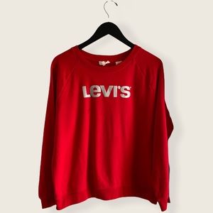 2/25 Levi’s Crewneck Sweatshirt